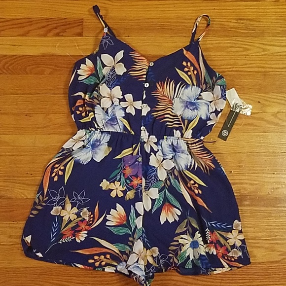 Summer romper - Picture 3 of 5